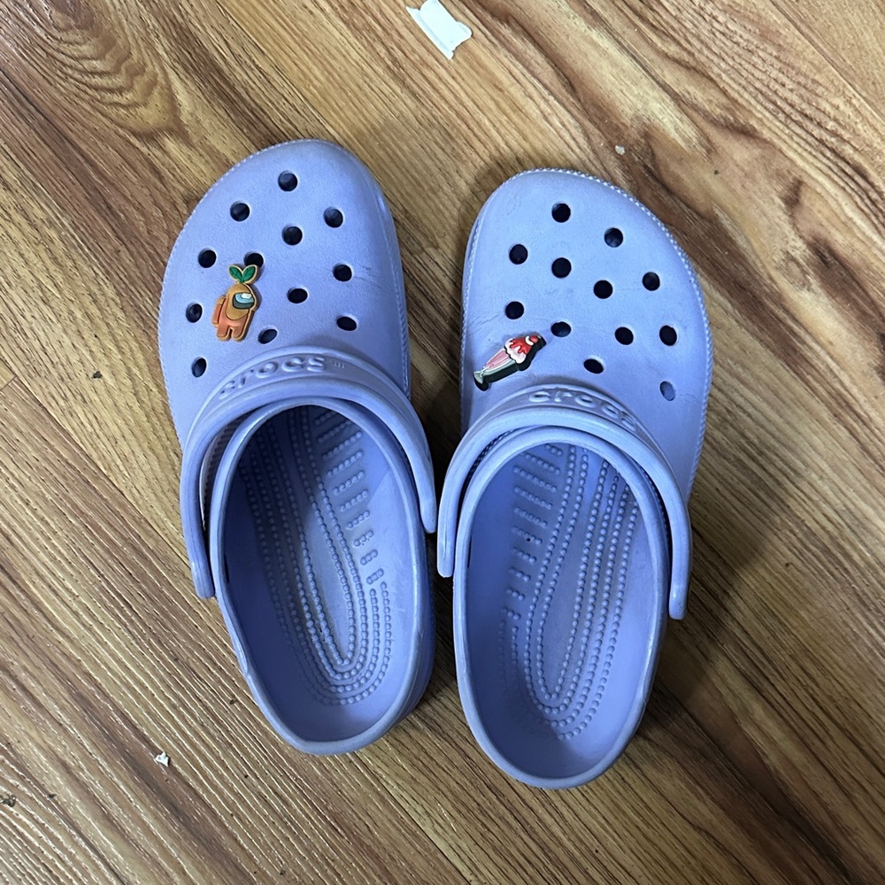 CROCS Women's Light Purple Water Shoes